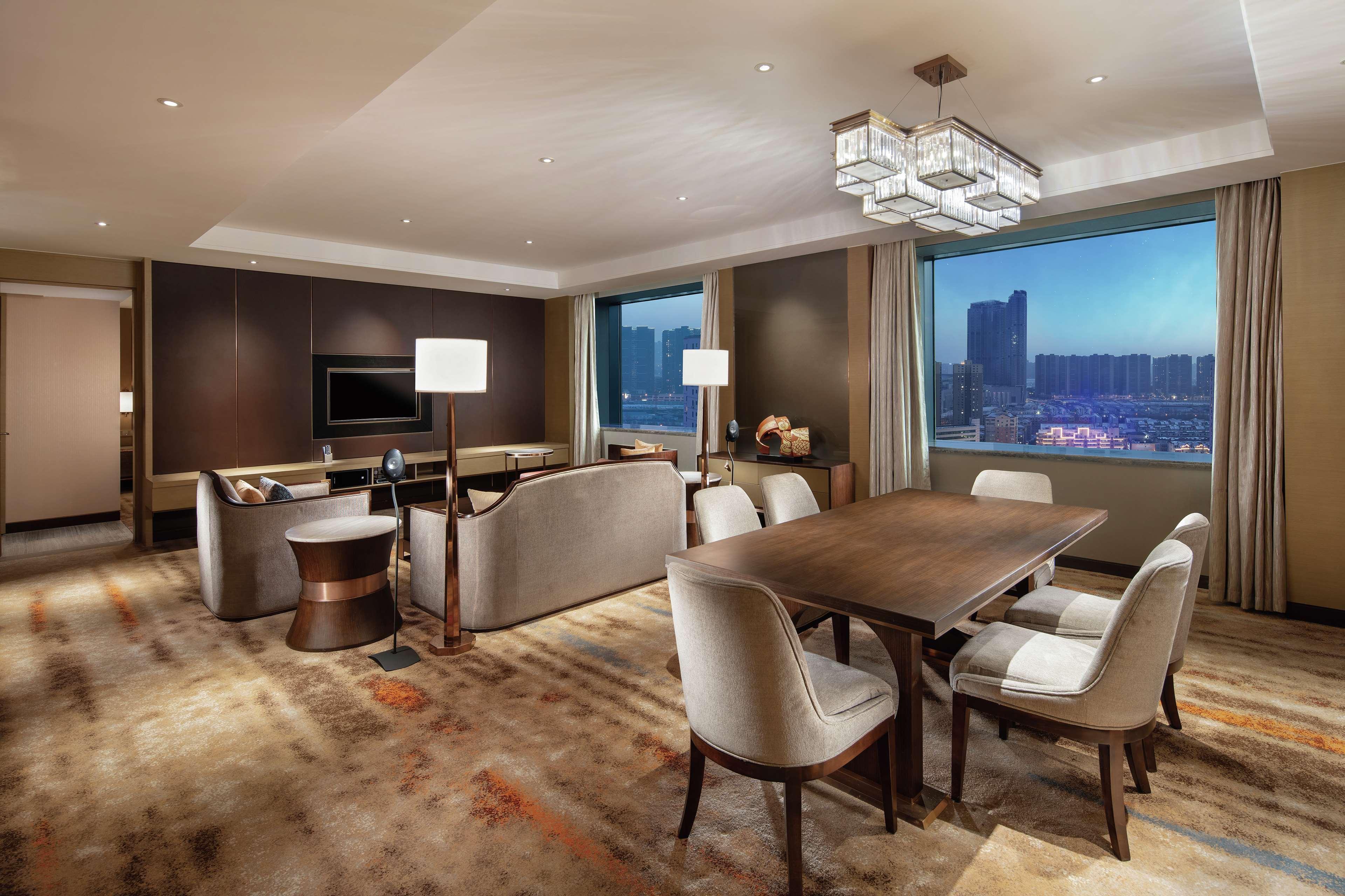 Hilton Shenyang Exterior foto