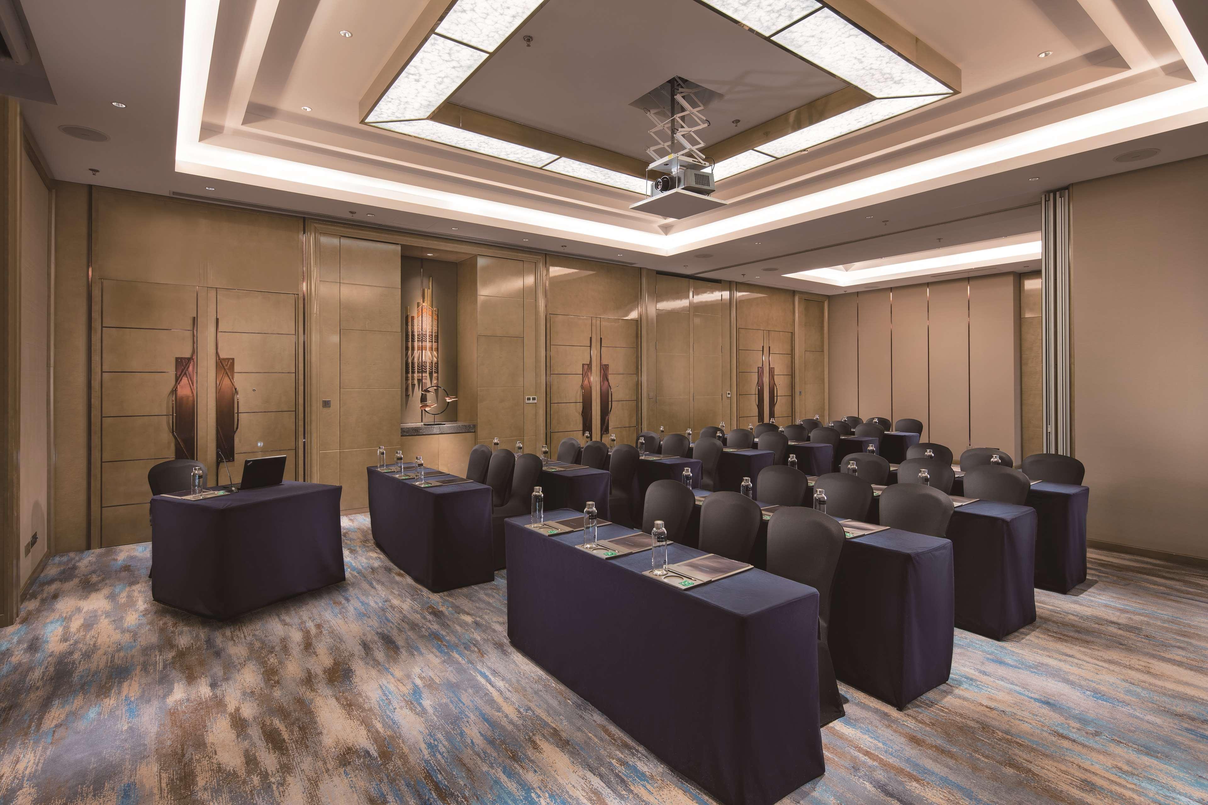 Hilton Shenyang Exterior foto