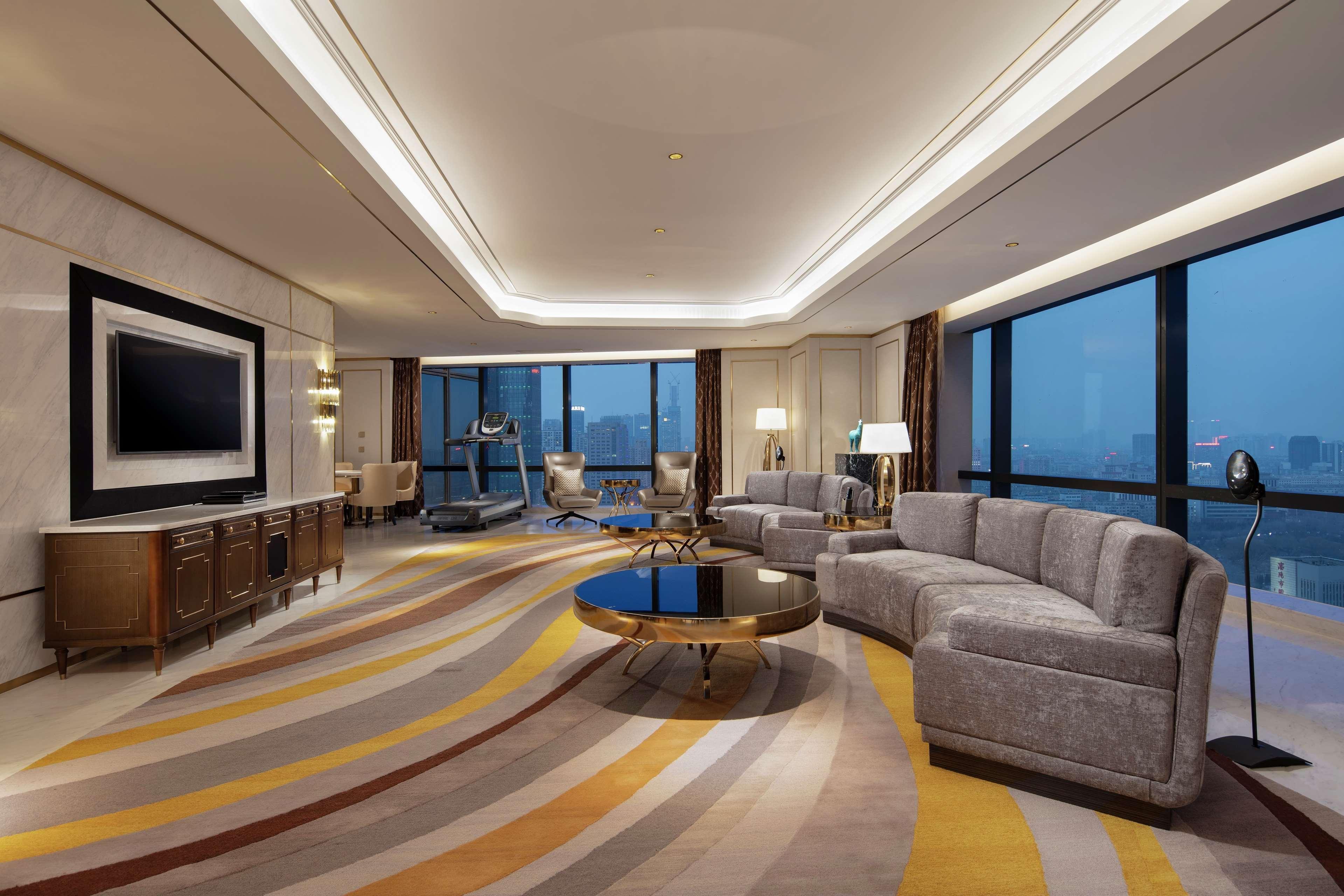 Hilton Shenyang Exterior foto